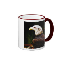 Taza en peligro de Eagle de los animales