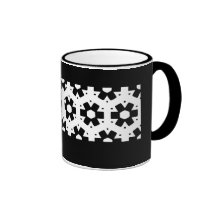 Taza geométrica negra y blanca