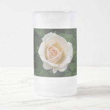 Taza helada rosa anaranjado pálido blando
