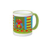Taza linda de la primavera con los búhos del dibuj