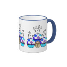 Taza linda del monstruo de la magdalena del lunar