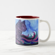 Taza moderna marrón del gato de tabby