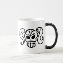 Taza Morphing del chica del cráneo de la cola de c