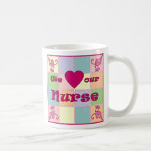 Taza personalizada del remiendo de la enfermera (r