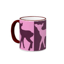 Taza púrpura linda de la gama