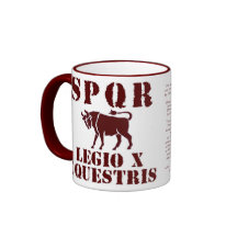 Taza romana famosa de Bull de la legión de Julio C