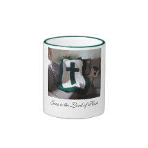 Taza verde del anfitrión del Dos-Tono