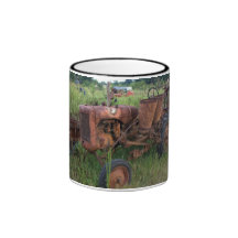 taza vieja del tractor