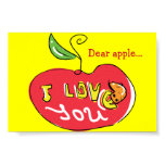 Te amo manzana con la impresión del gusano posters