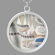 Tejas de Gaudi collares
