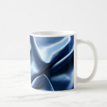 tela azul arrugada taza de café