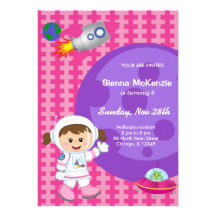 Tema del cumpleaños del chica del astronauta invitacion personalizada