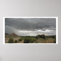 Tempestad de truenos sobre las arenas blancas poster