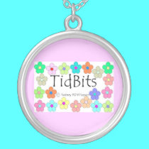 Tiempo de primavera de las curiosidades collares