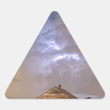 Tormenta rural del relámpago de la cabina del país pegatinas trianguladas personalizadas