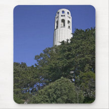 Torre de Coit en la colina del telégrafo Tapete De Ratones