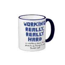 Trabajando realmente, taza realmente dura del camp