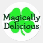 Trébol mágico delicioso del día del St Patricks Pegatinas Redondas