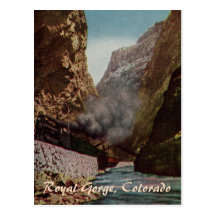 Tren del vintage en postal real de la garganta
