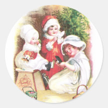 Tres chicas intentan encendido nuevo navidad del v etiqueta redonda