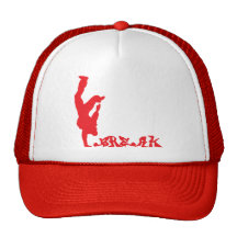 tres del gorra de la rotura
