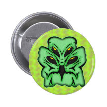 Tres invasores extranjeros pins