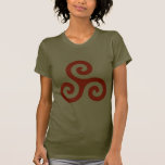 Triskele espiral anaranjado rojo camisetas