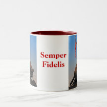 U.S. Taza del monumento de guerra del Cuerpo del M