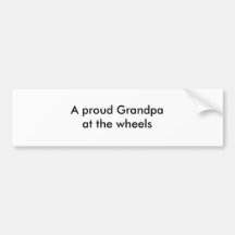 Un abuelo orgulloso en las ruedas etiqueta de parachoque