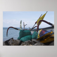 Un barco de pesca varado impresiones