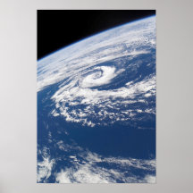 Un ciclón subtropical poster