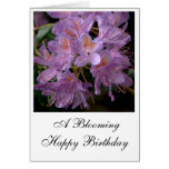 Un feliz cumpleaños floreciente tarjeta