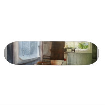 Una escuela del sitio con el libro tabla de skate