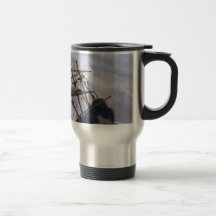 Una nave en necesidad en tormenta que rabia de A Taza De Café