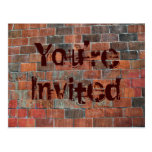 Usted es pared de ladrillo invitada tarjeta postal