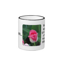 Usted no puede ver claramente a través de los vidr tazas de café