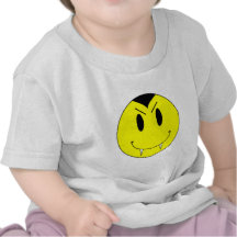 Vampiro sonriente amarillo de la cara del KRW Camisetas