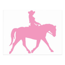 Vaquera que monta su caballo (rosa) tarjeta postal