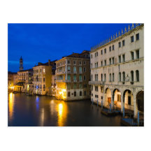 Venecia durante la postal crepuscular