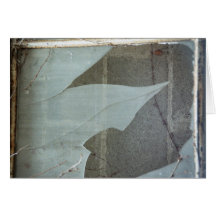 ventana en tarjeta de los ladrillos