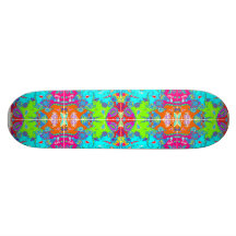 Verde lima traviesa y azul del caleidoscopio tabla de skate