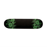 Verde y negro tropicales del modelo de flores monopatín personalizado