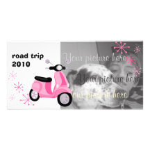 Vespa rosada tarjeta fotográfica personalizada