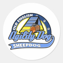 Vieja agilidad inglesa del perro pastor del béisbo etiquetas  