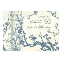 Vigésima tarjeta floral azul de la invitación del 