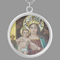 Virgen María collares