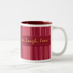 Vive la taza del día de madre del rosa del amor de