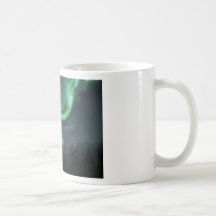Vórtice septentrional de la aurora taza de café