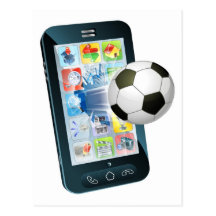 Vuelo del balón de fútbol fuera del teléfono celul postales