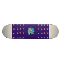 Vuelo lindo del pájaro y canto tablas de patinar